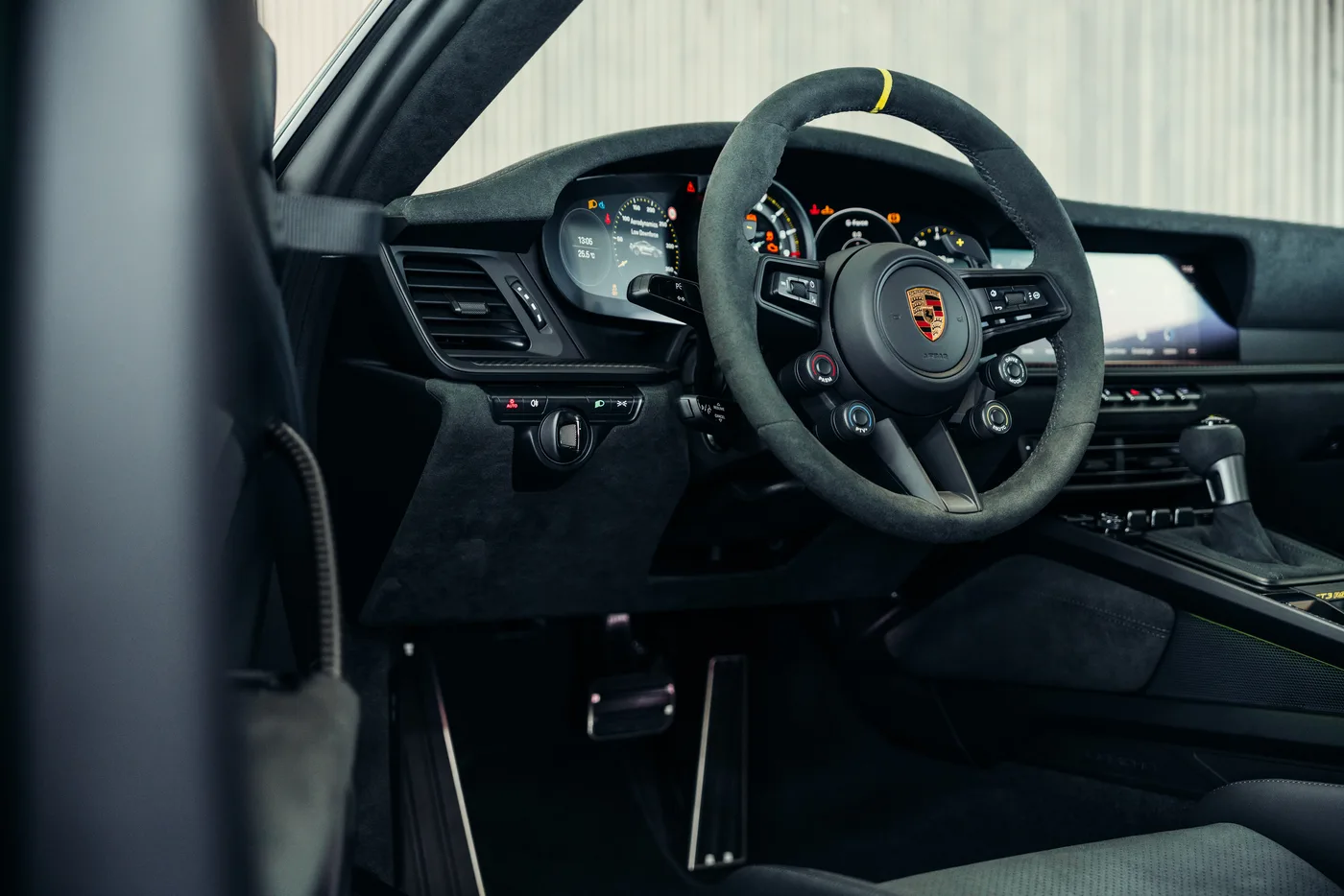 2024 Porsche 911 GT3 RS proposée par un spécialiste de la voiture de collection à Stuttgart, Allemagne, photo 25 sur 25