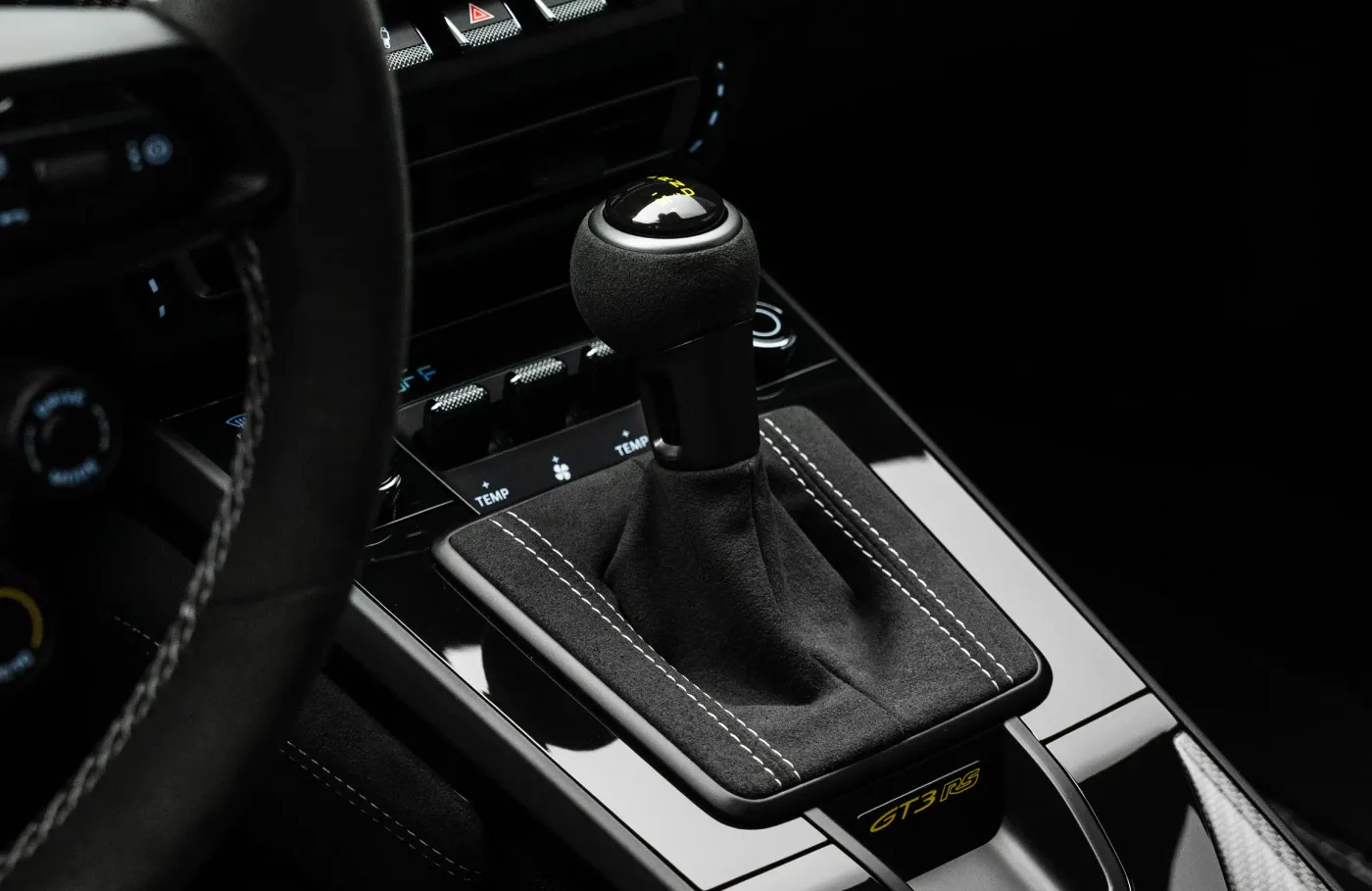 2024 Porsche 911 GT3 RS Weissach package proposée par un concessionnaire spécialisé à Dubai, Émirats arabes unis, photo 10 sur 10