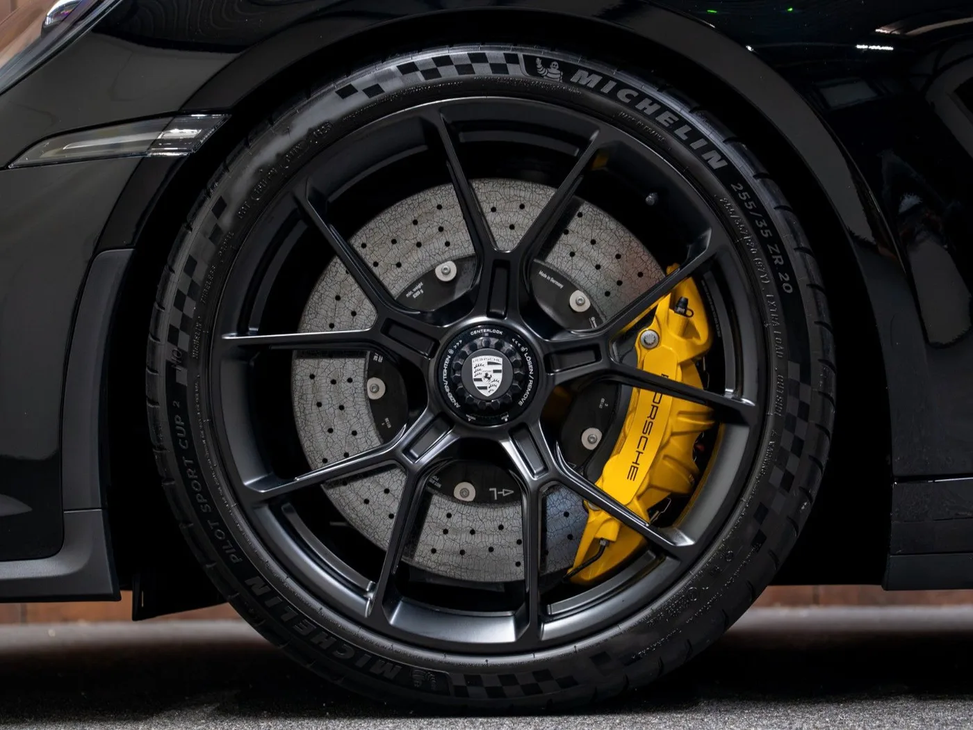 2024 Porsche 911 GT3 Touring proposée par un spécialiste de la supercar à Gronau, Allemagne, photo 15 sur 25