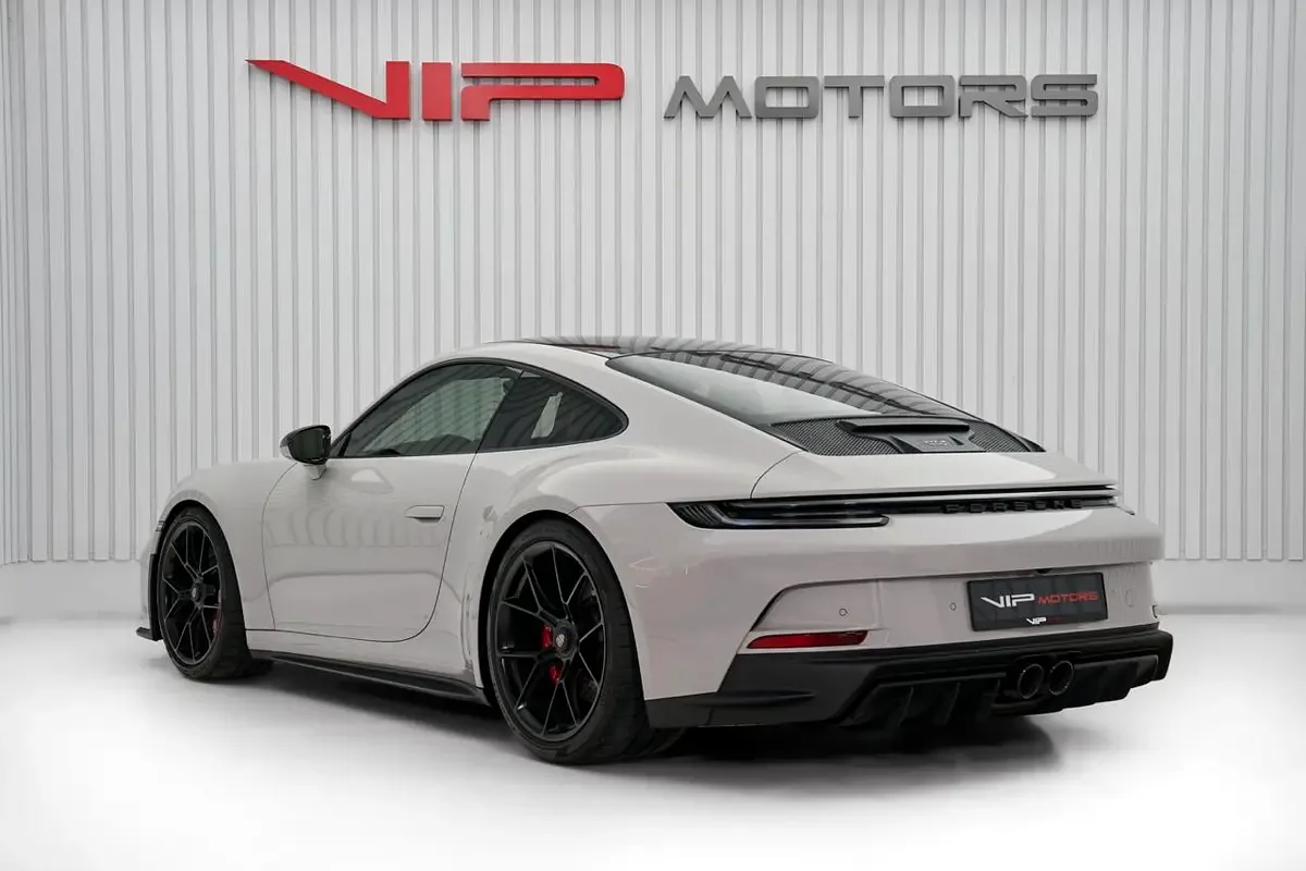2024 Porsche 911 GT3 Touring, 6/12