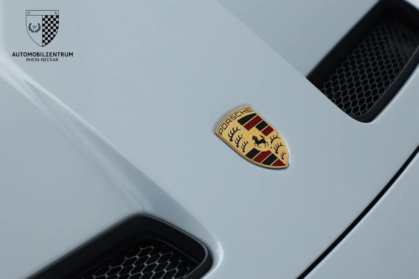 2024 Porsche 911 S/T proposée par un spécialiste de la supercar à Viernheim, Allemagne, photo 10 sur 25