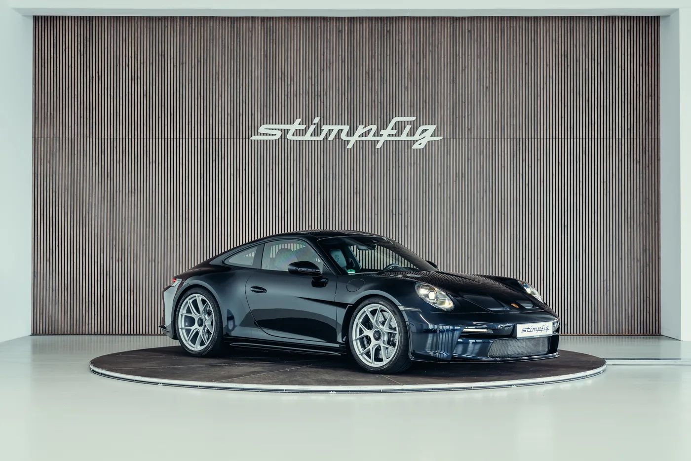 2024 Porsche 911 S/T angeboten von einem Oldtimerspezialisten in Stuttgart, Deutschland, Foto 7 von 25