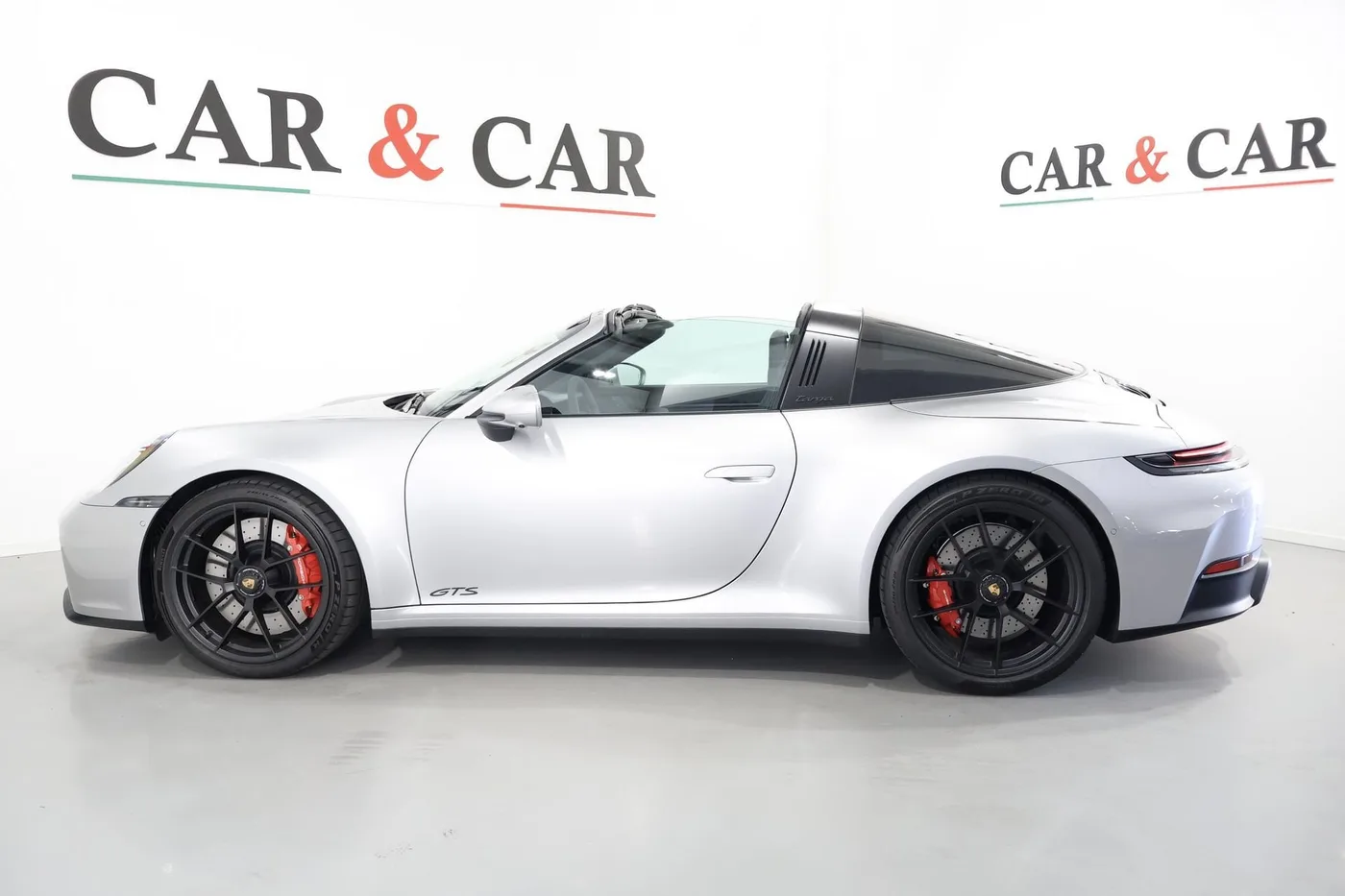 2024 Porsche 911 Targa 4 GTS angeboten von einem Supersportwagenhändler in Zibido San Giacomo, Italien, Foto 6 von 21