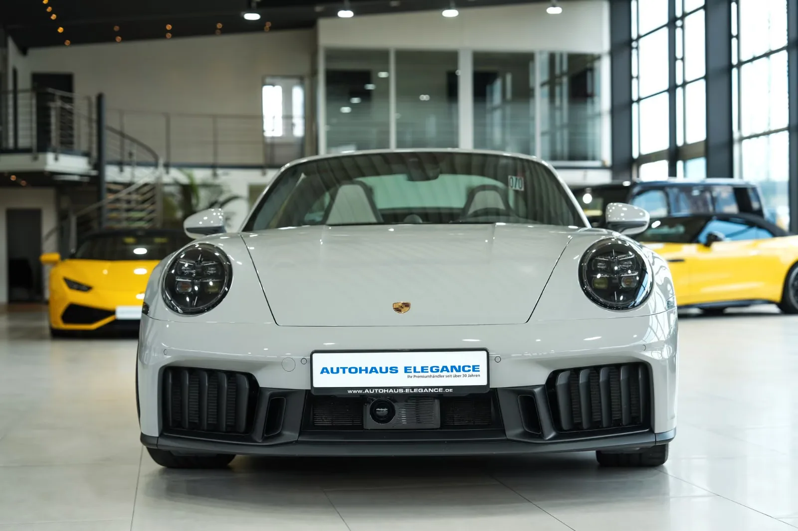 2024 Porsche 911 Targa 4 GTS, 4/30