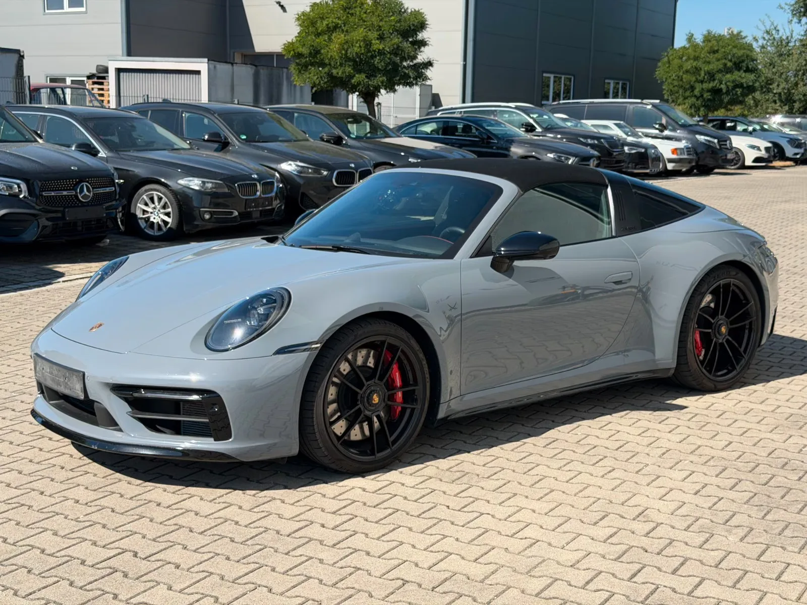 2024 Porsche 911 Targa 4 GTS, 8/25