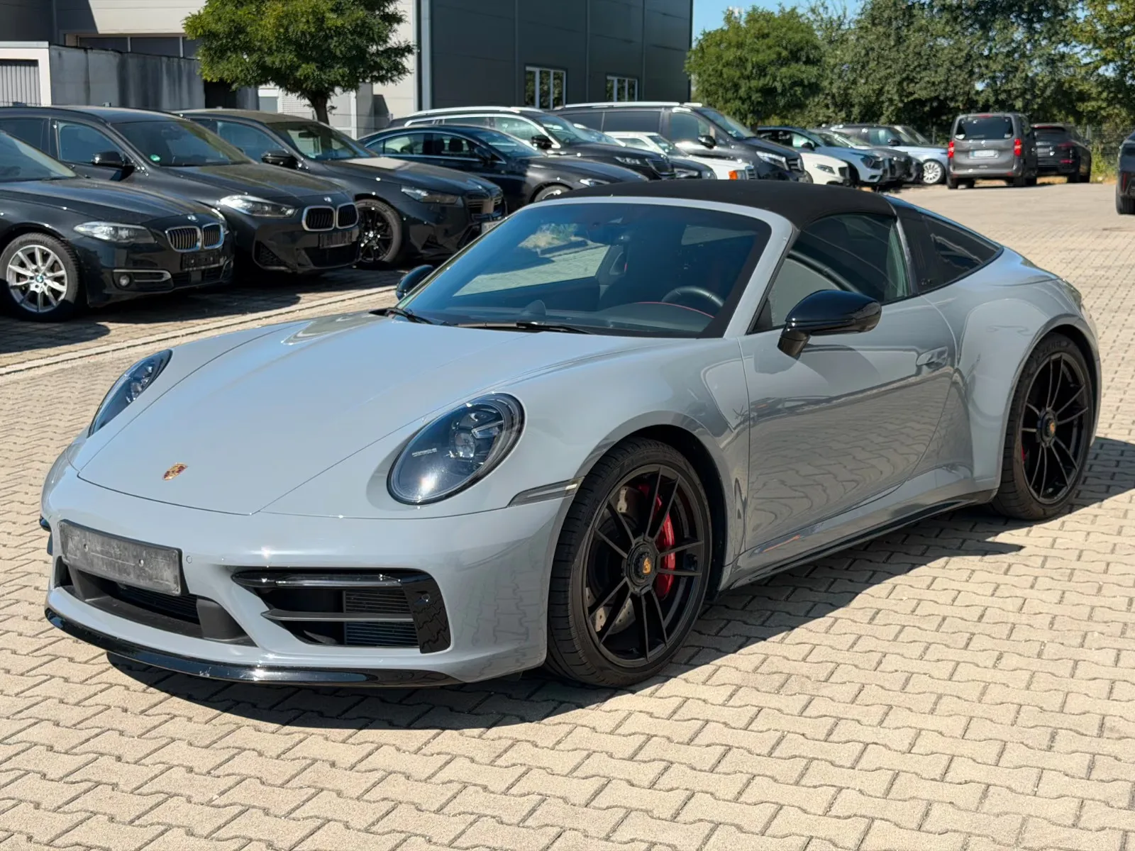 2024 Porsche 911 Targa 4 GTS, 13/25