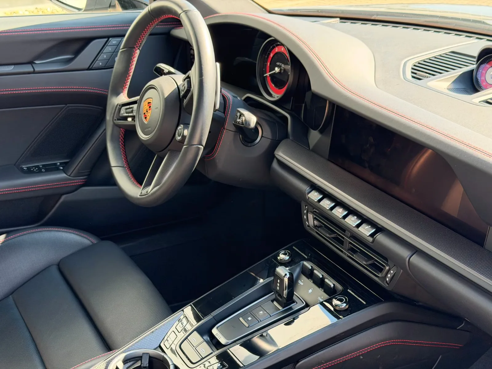 2024 Porsche 911 Targa 4 GTS, 17/25