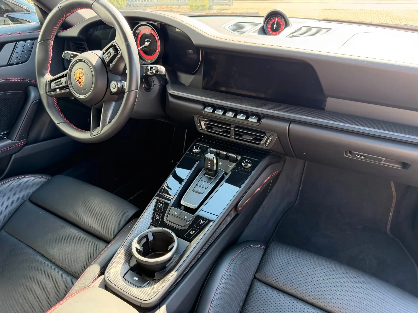 2024 Porsche 911 Targa 4 GTS, 18/25