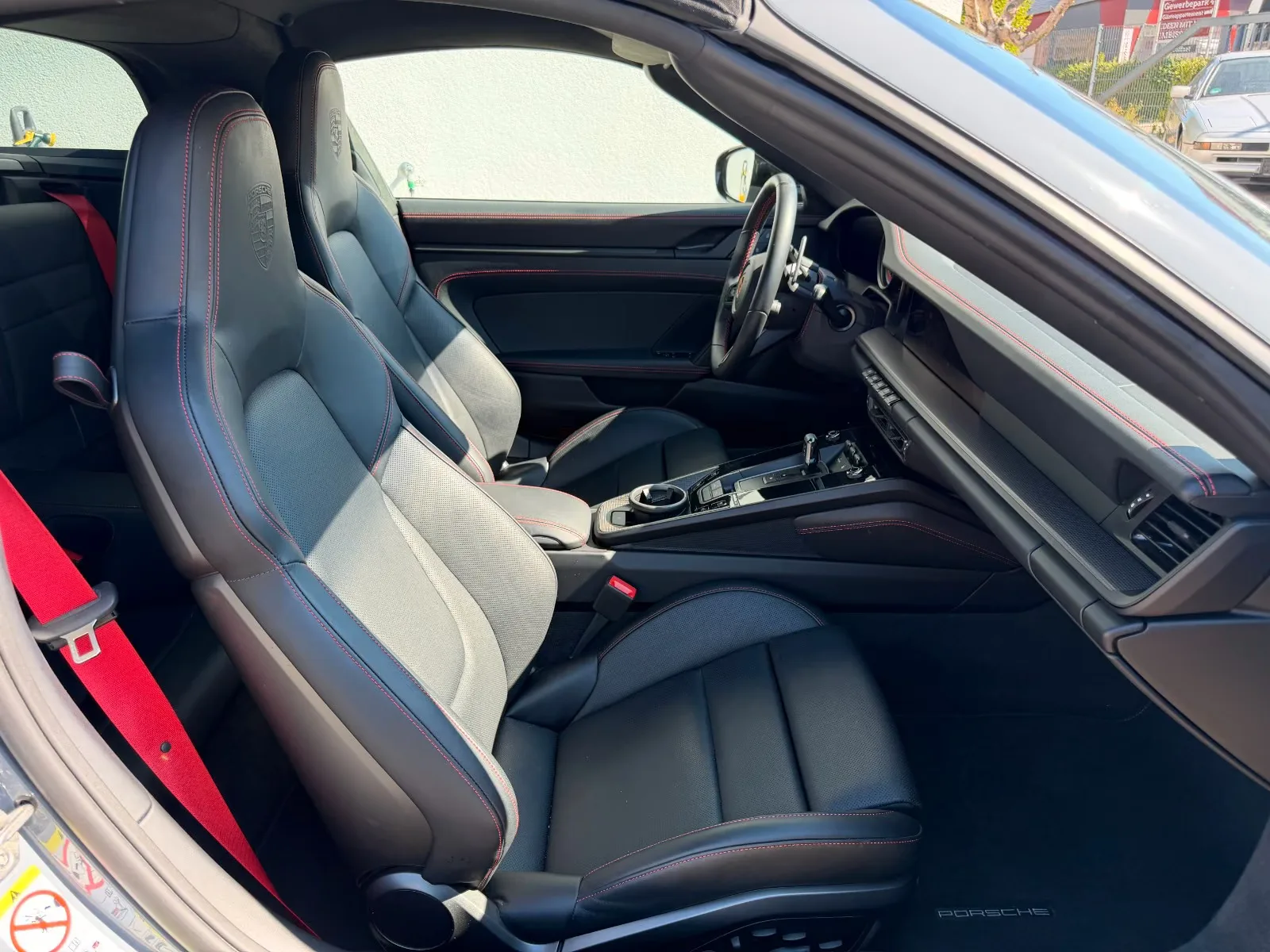 2024 Porsche 911 Targa 4 GTS, 22/25