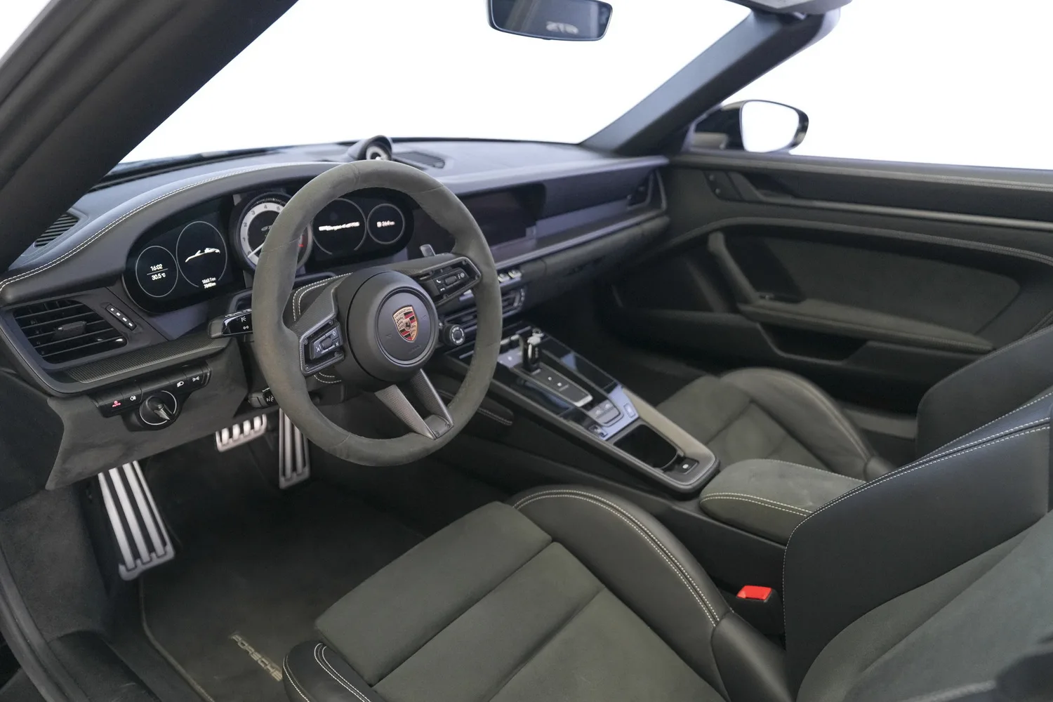 2024 Porsche 911 Targa 4 GTS, 4/14
