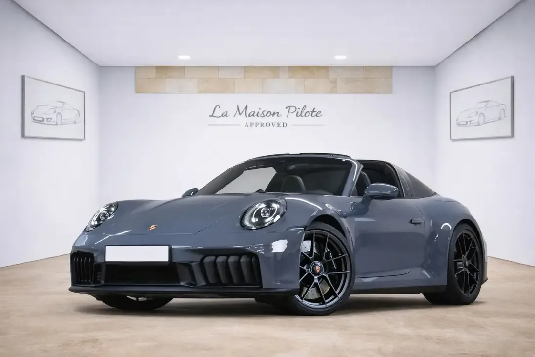 2024 Porsche 911 Targa 4 GTS angeboten von einem Fachhändler in Paris, Frankreich, Hauptfoto