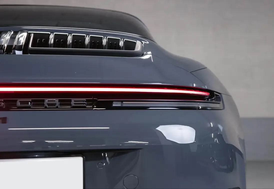 2024 Porsche 911 Targa 4 GTS, 6/30