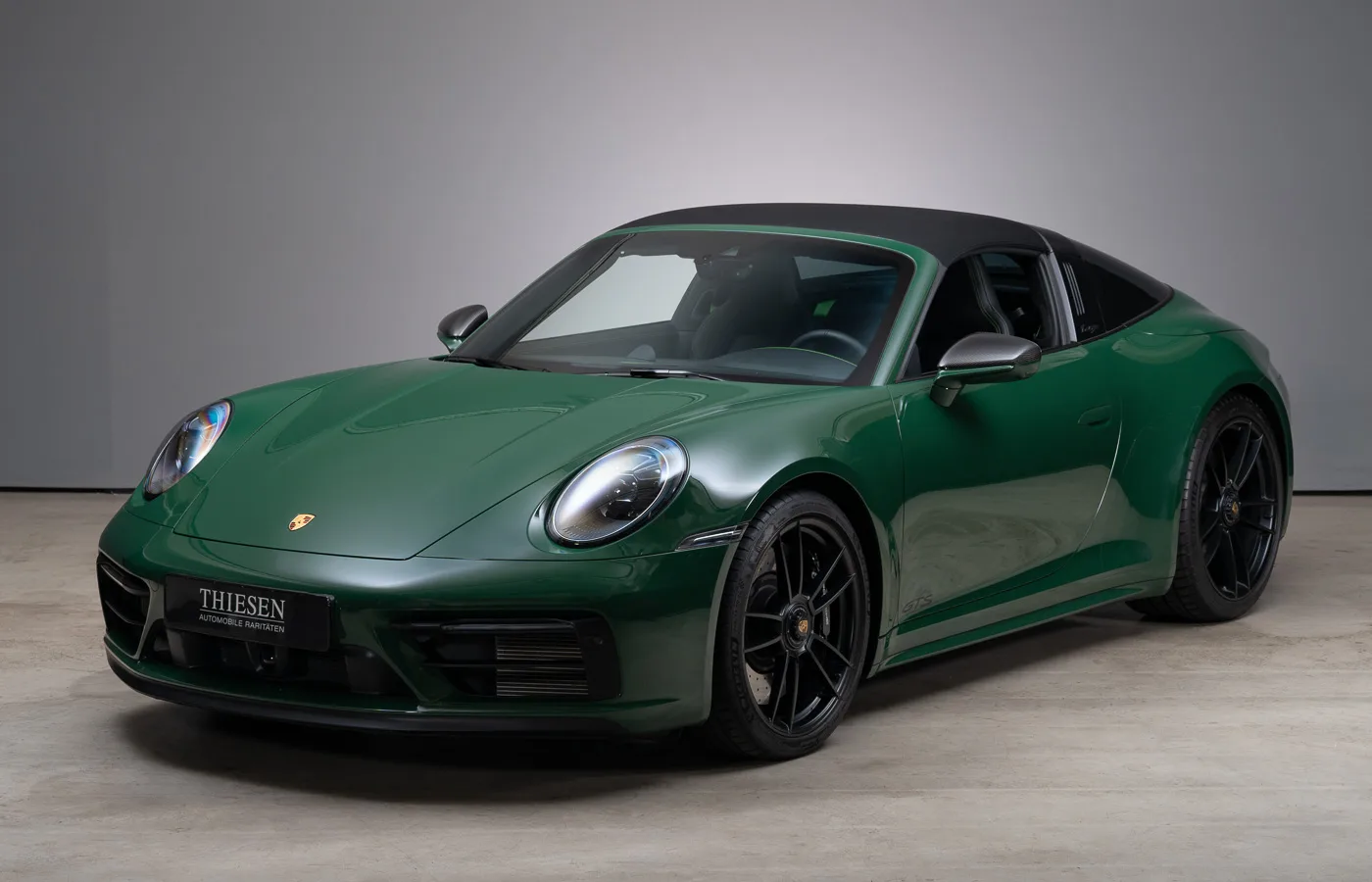 2024 Porsche 911 Targa 4 GTS 992.1, 2/30