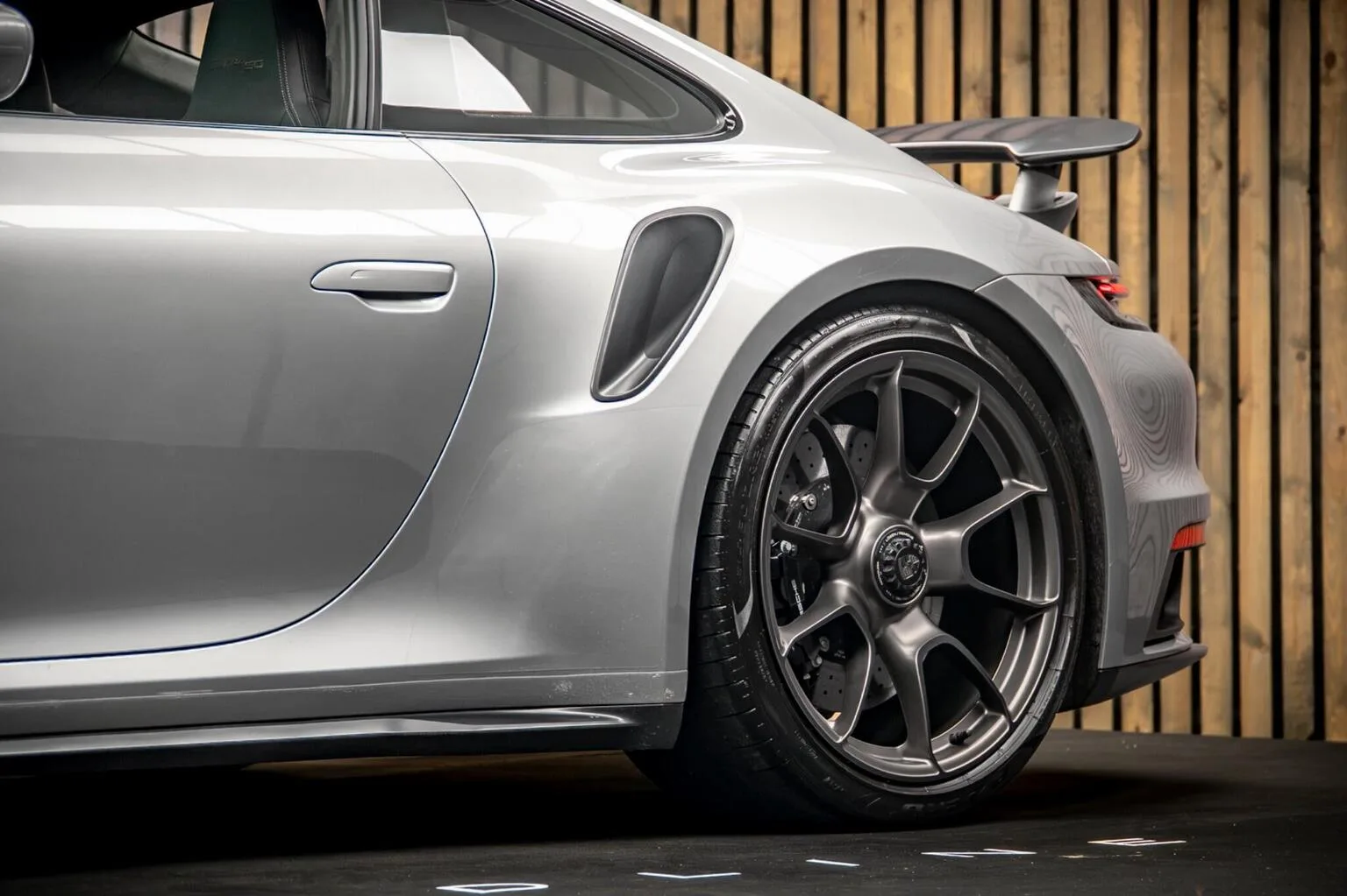 2024 Porsche 911 Turbo 50 Years, 15/30