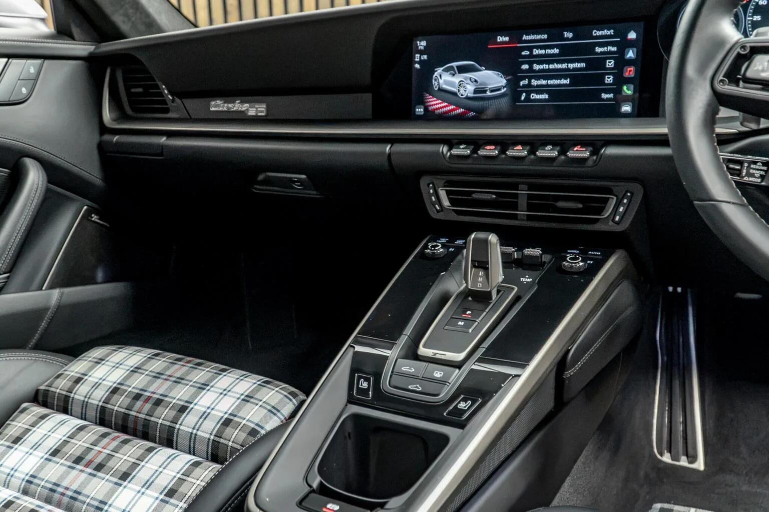 2024 Porsche 911 Turbo 50 Years, 25/30