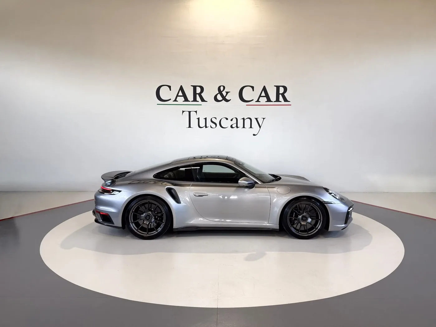 2024 Porsche 911 Turbo offered by a specialist dealer in Lucca, Italy, photo 5 of 18