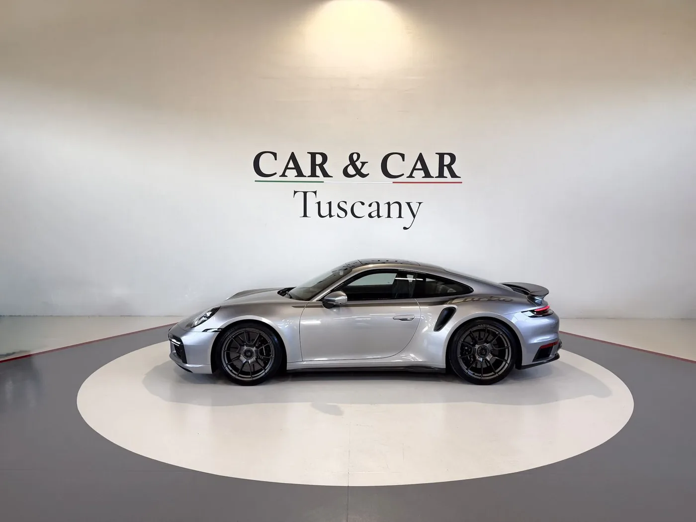 2024 Porsche 911 Turbo offered by a specialist dealer in Lucca, Italy, photo 6 of 18