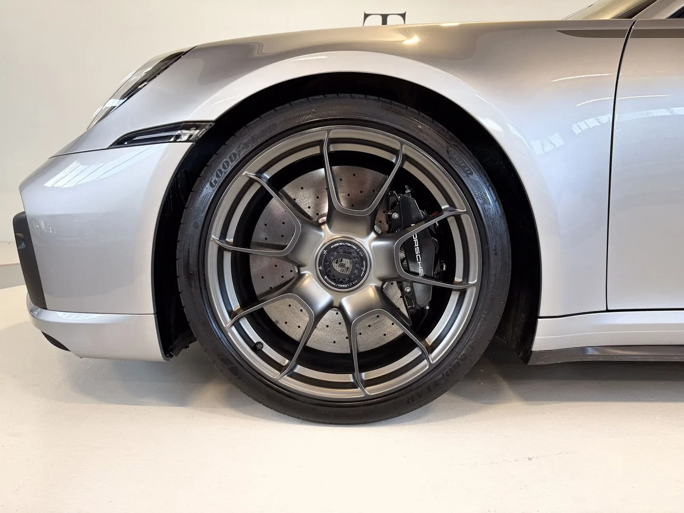 2024 Porsche 911 Turbo offered by a specialist dealer in Lucca, Italy, photo 7 of 18
