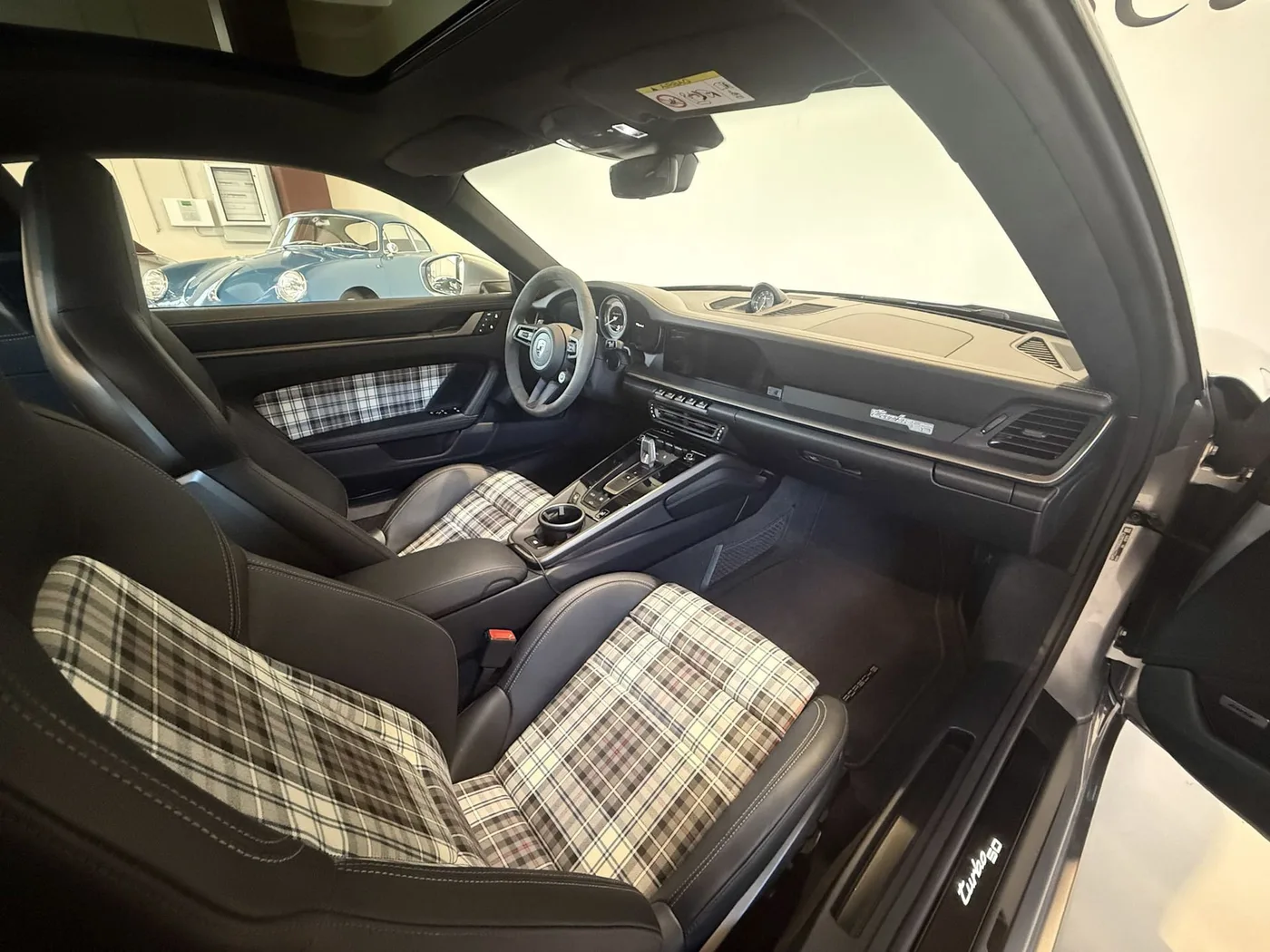 2024 Porsche 911 Turbo offered by a specialist dealer in Lucca, Italy, photo 13 of 18