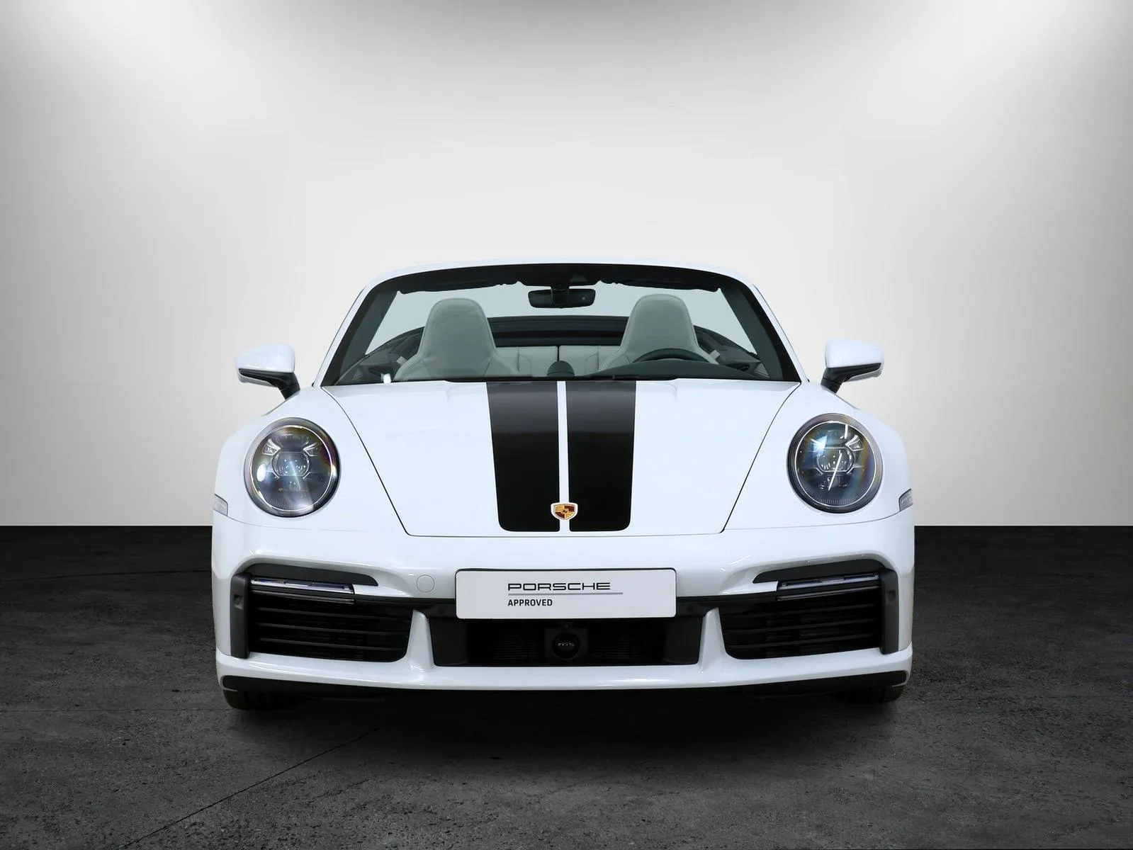 2024 Porsche 911 Turbo Cabriolet, 2/27