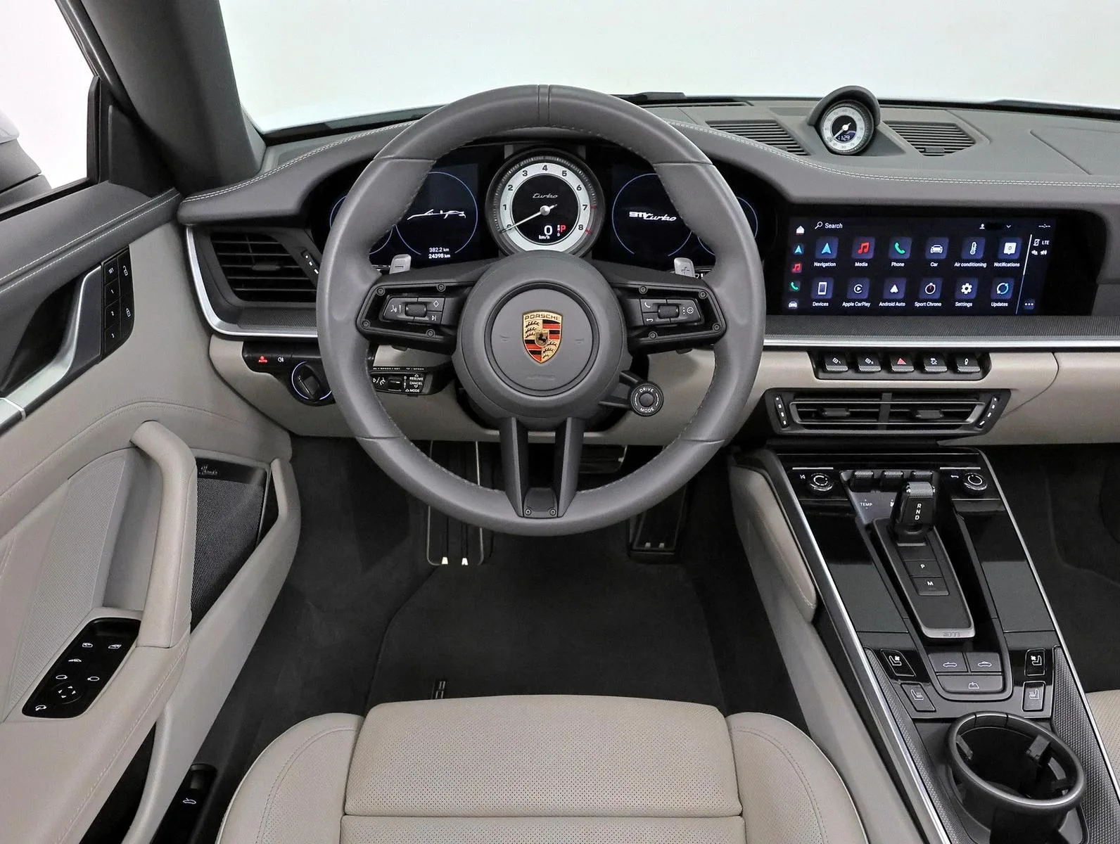 2024 Porsche 911 Turbo Cabriolet, 12/27