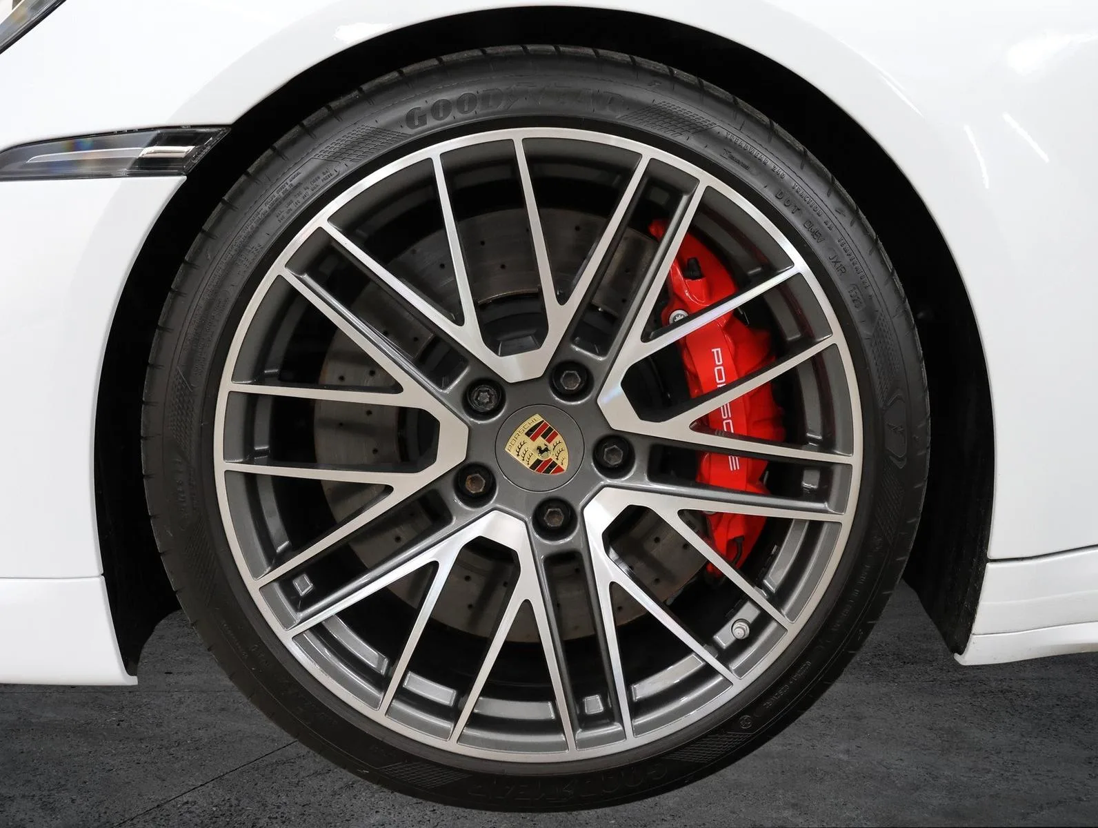 2024 Porsche 911 Turbo Cabriolet, 27/27