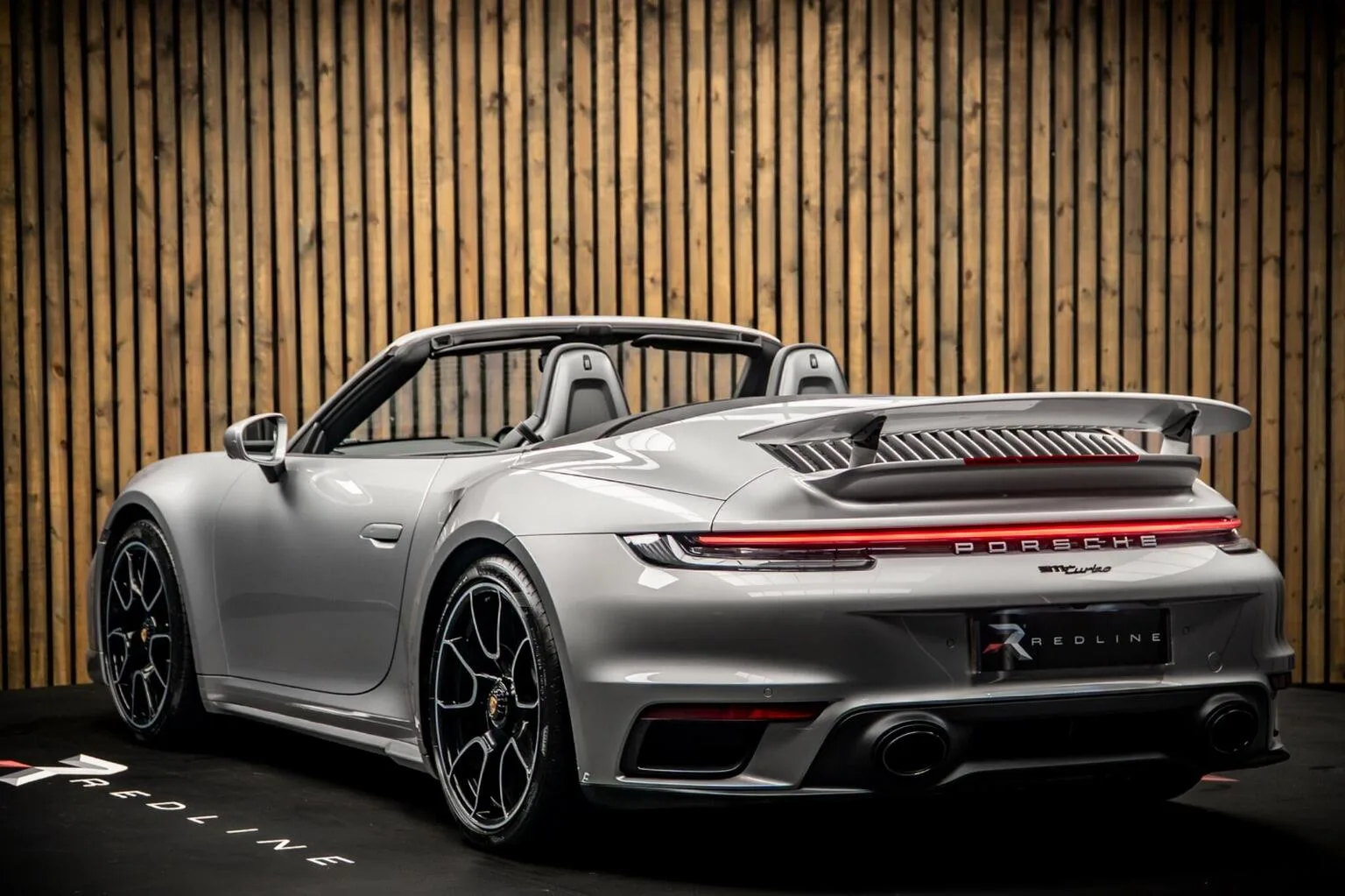 2024 Porsche 911 Turbo Cabriolet, 3/30
