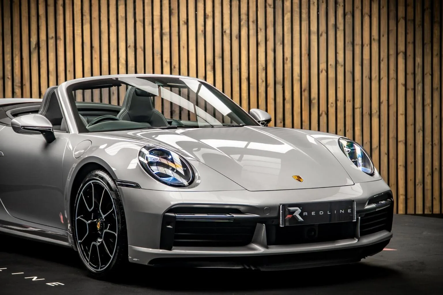 2024 Porsche 911 Turbo Cabriolet, 12/30