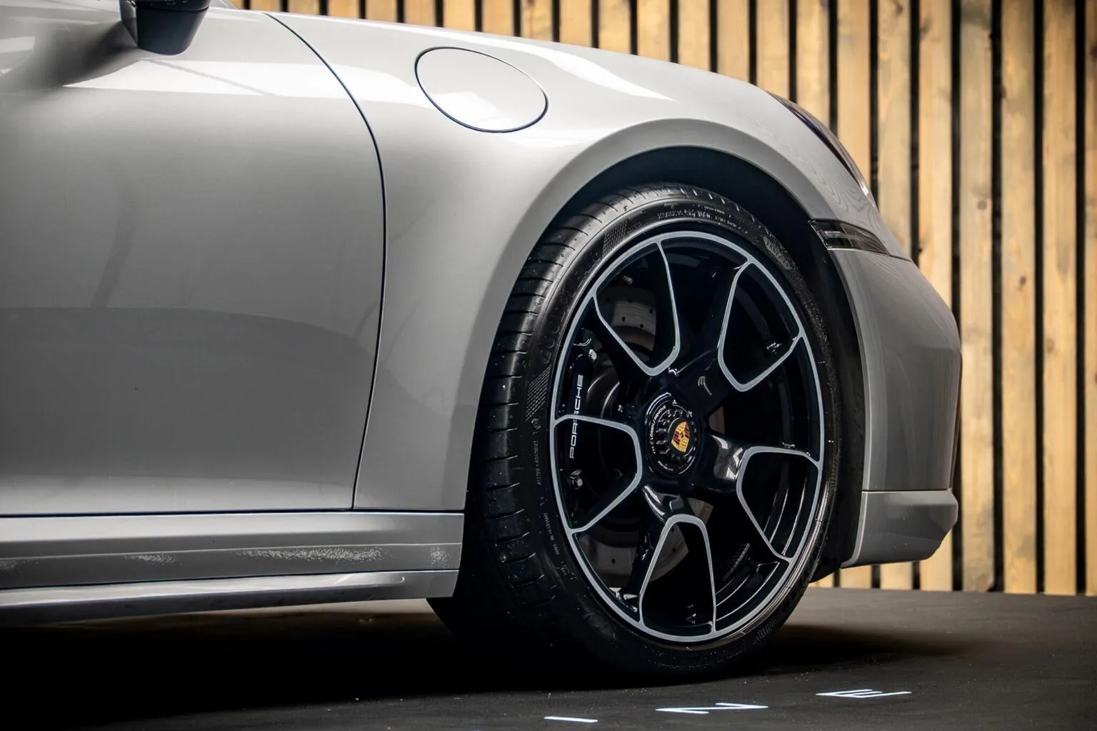2024 Porsche 911 Turbo Cabriolet, 14/30
