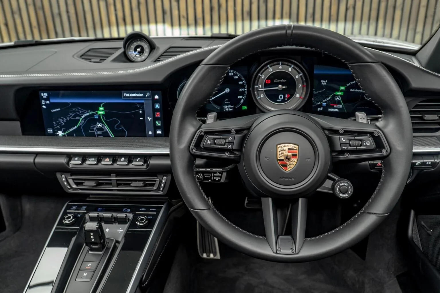 2024 Porsche 911 Turbo Cabriolet, 26/30