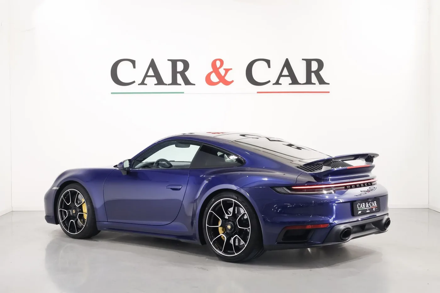 2024 Porsche 911 Turbo S proposée par un spécialiste de la supercar à Zibido San Giacomo, Italie, photo 2 sur 25