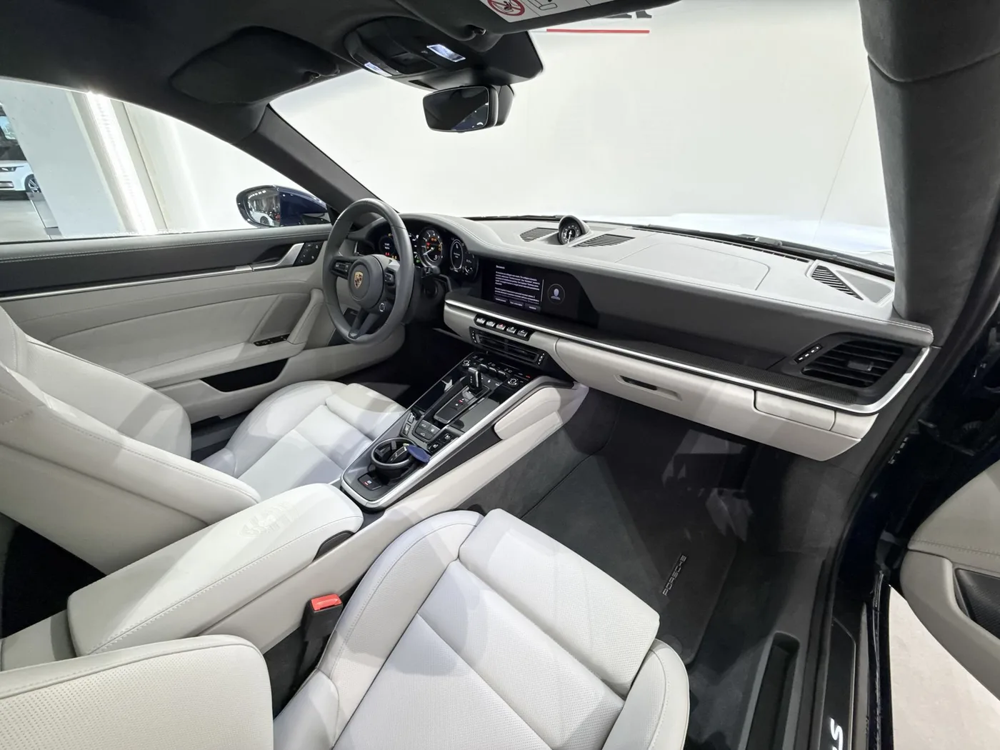 2024 Porsche 911 Turbo S proposée par un spécialiste de la supercar à Zibido San Giacomo, Italie, photo 20 sur 25