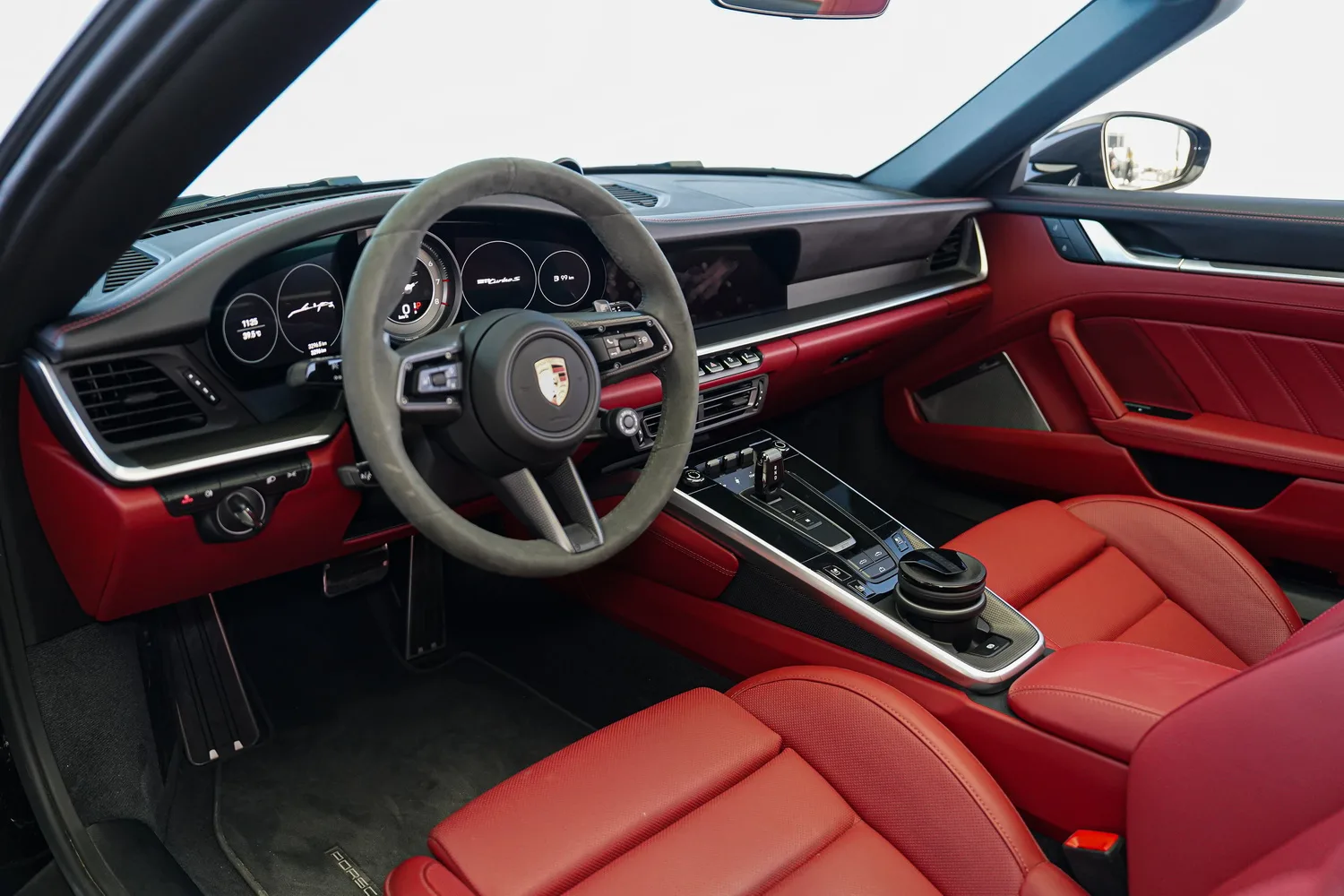 2024 Porsche 911 Turbo S Cabriolet, 3/18
