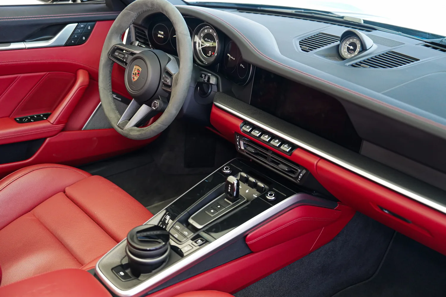 2024 Porsche 911 Turbo S Cabriolet, 7/18
