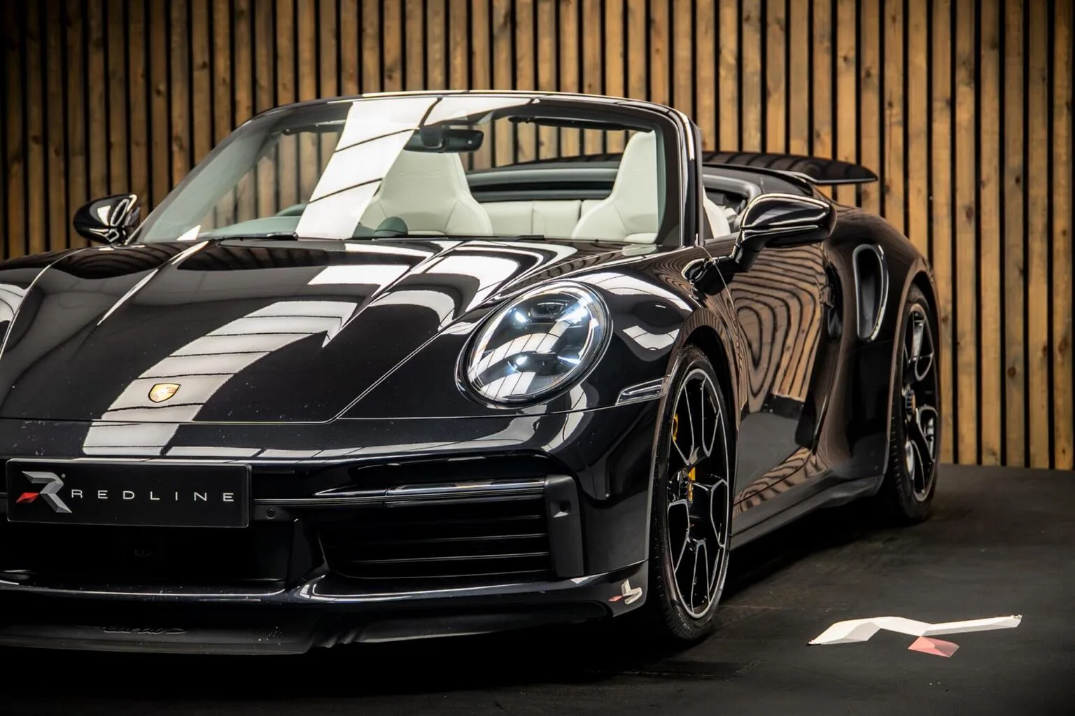 2024 Porsche 911 Turbo S Cabriolet, 13/30