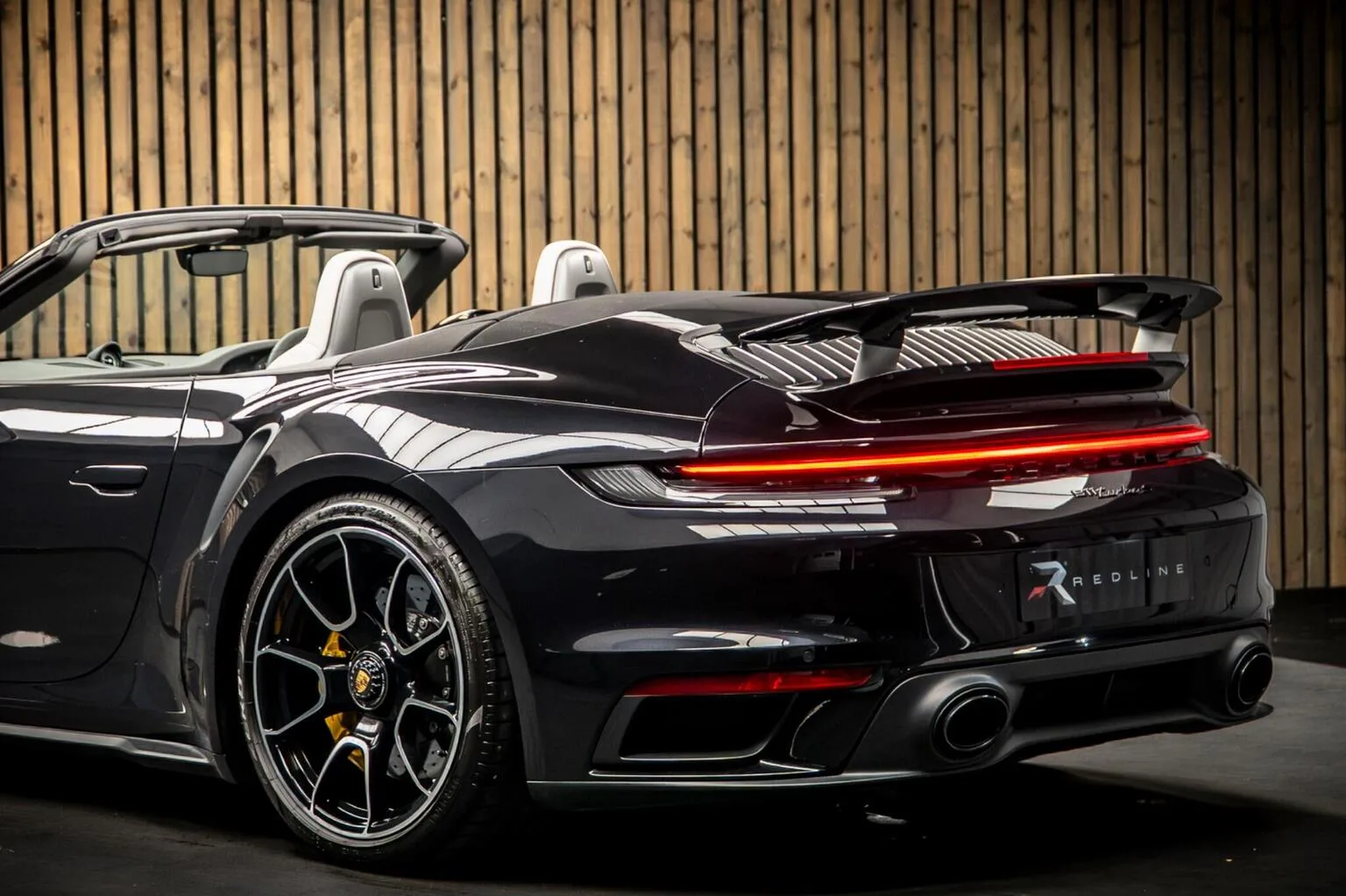 2024 Porsche 911 Turbo S Cabriolet, 17/30