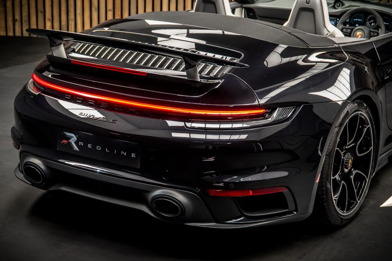 2024 Porsche 911 Turbo S Cabriolet, 22/30
