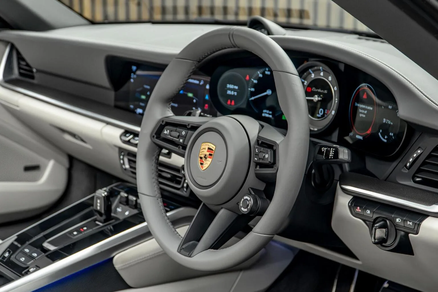 2024 Porsche 911 Turbo S Cabriolet, 28/30