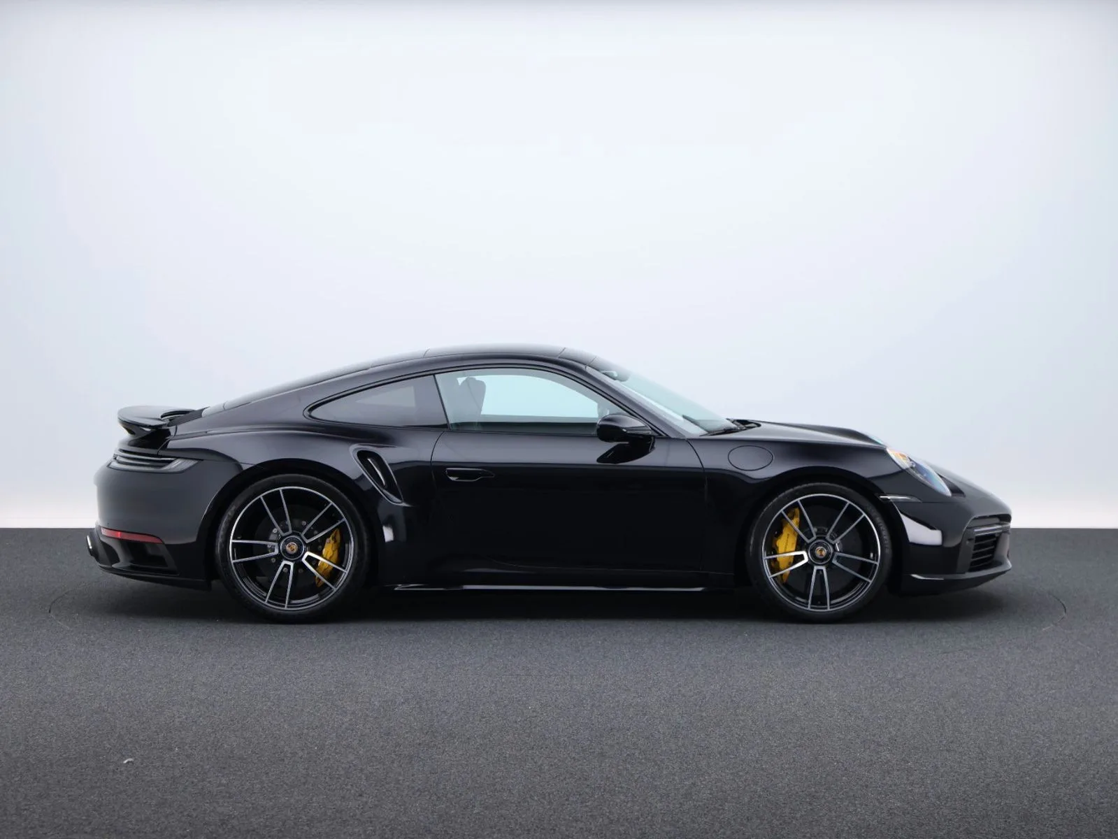 2024 Porsche 911 Turbo S 992, 4/30