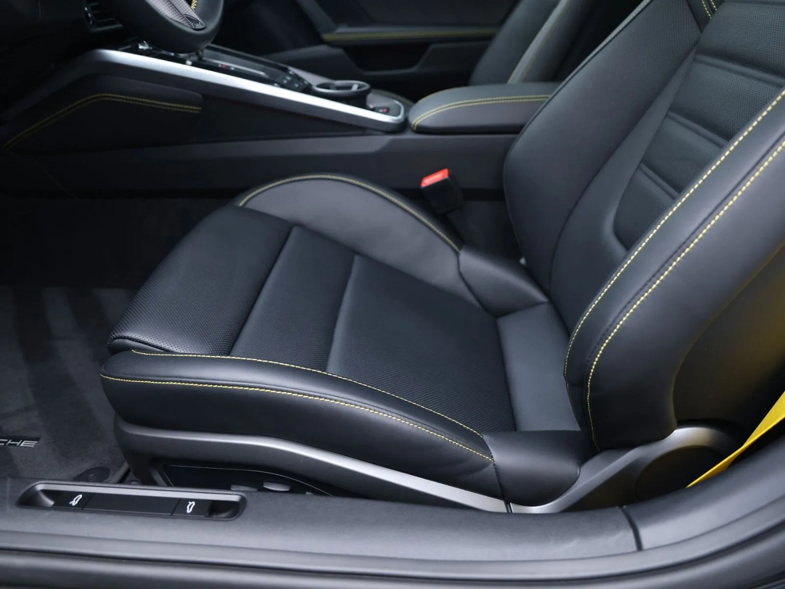 2024 Porsche 911 Turbo S 992, 19/30