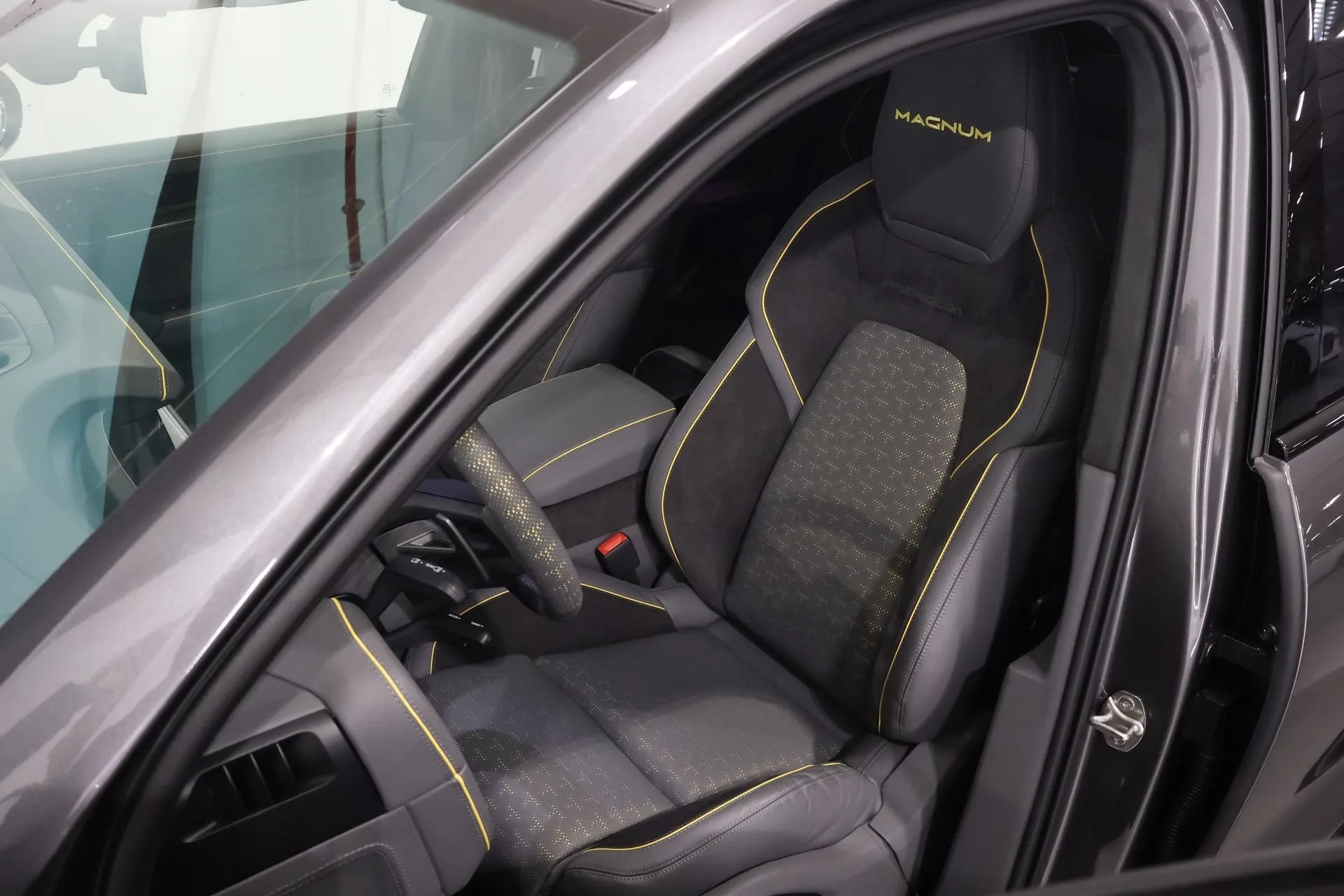 2024 Porsche Cayenne, 8/30