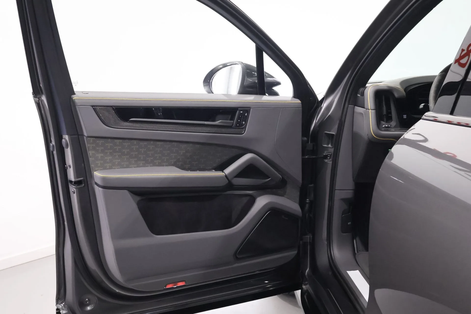 2024 Porsche Cayenne, 30/30