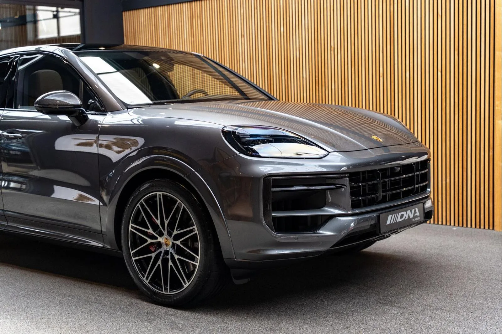 2024 Porsche Cayenne Coupé S E-Hybrid, 9/30