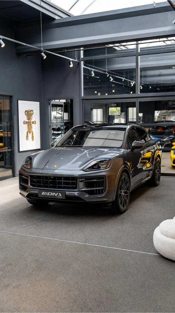 2024 Porsche Cayenne Coupé S E-Hybrid, 23/30