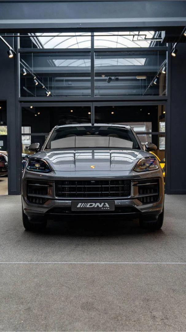 2024 Porsche Cayenne Coupé S E-Hybrid, 24/30