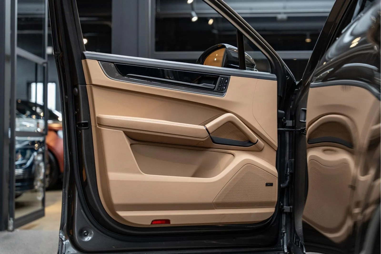 2024 Porsche Cayenne Coupé S E-Hybrid, 28/30
