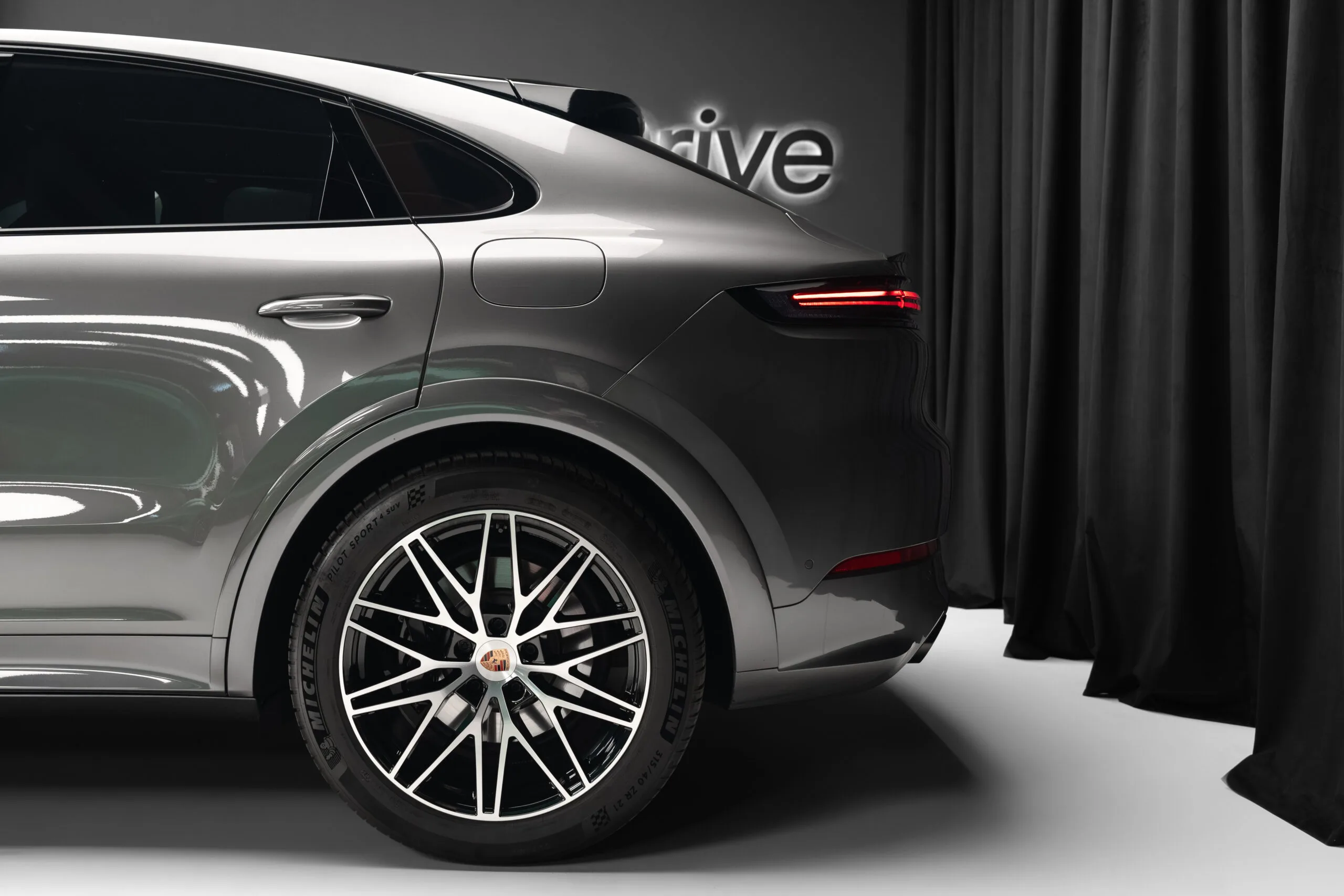 2024 Porsche Cayenne Coupé S E-Hybrid, 9/30