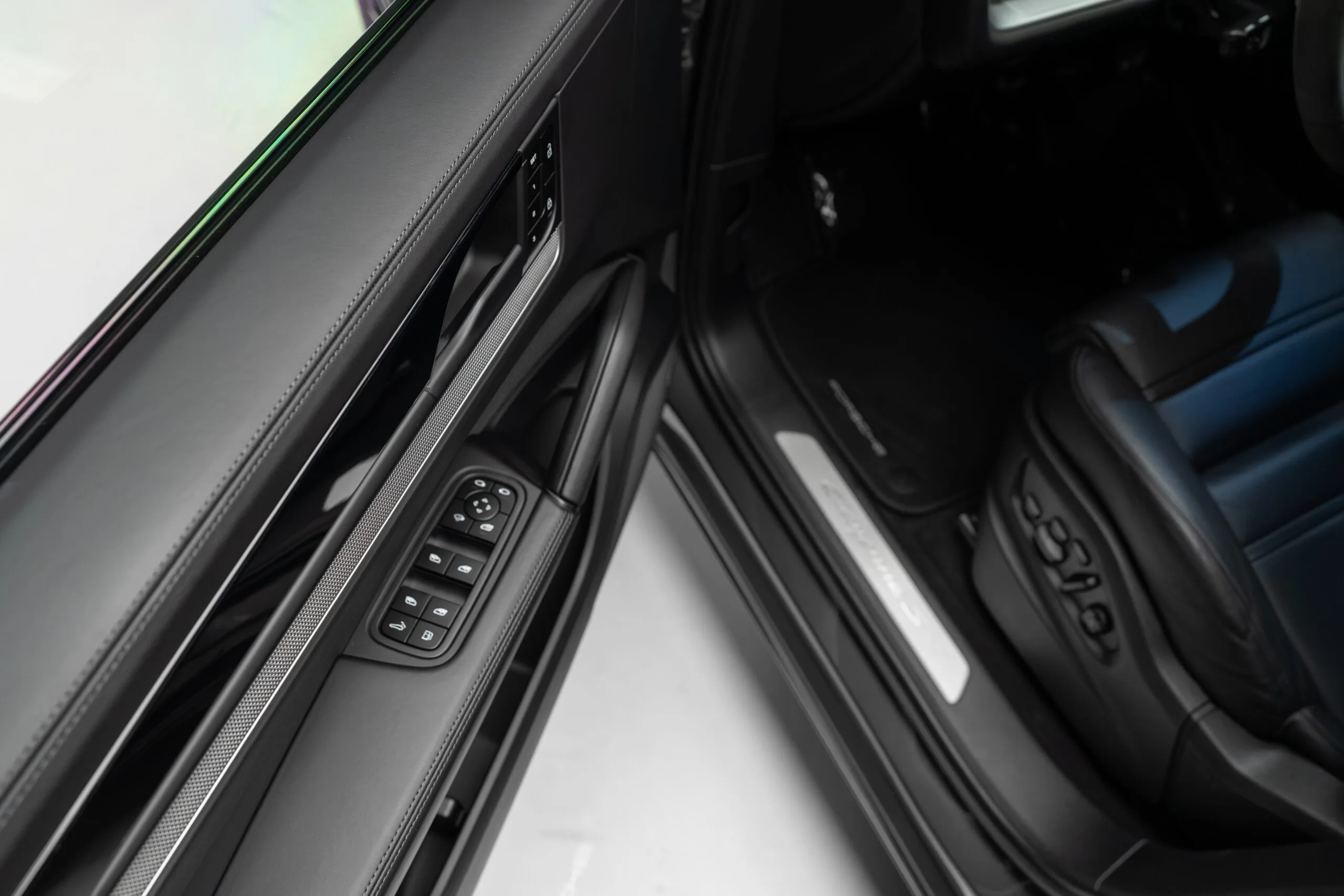2024 Porsche Cayenne Coupé S E-Hybrid, 13/30