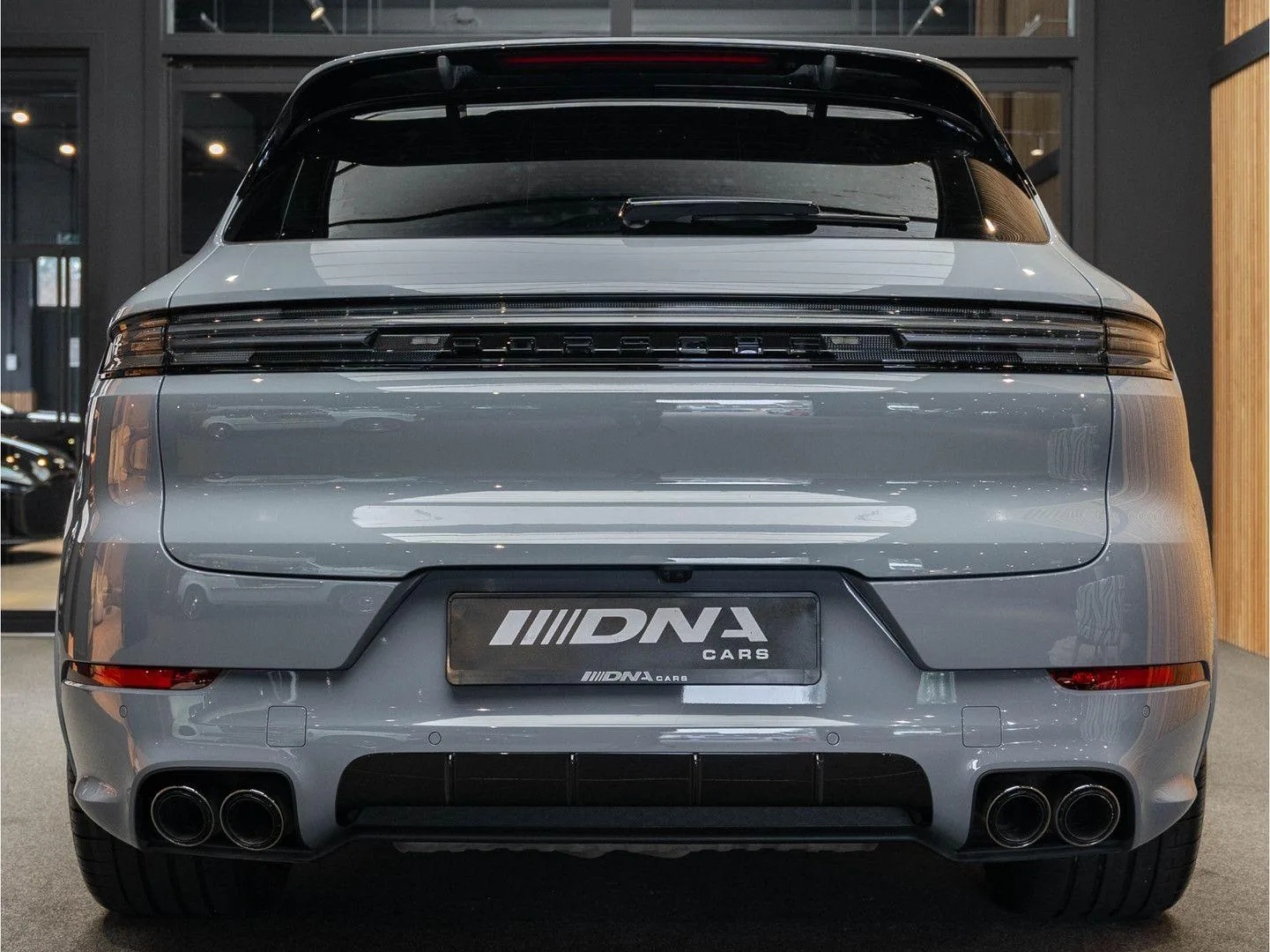 2024 Porsche Cayenne E-Hybrid, 4/30
