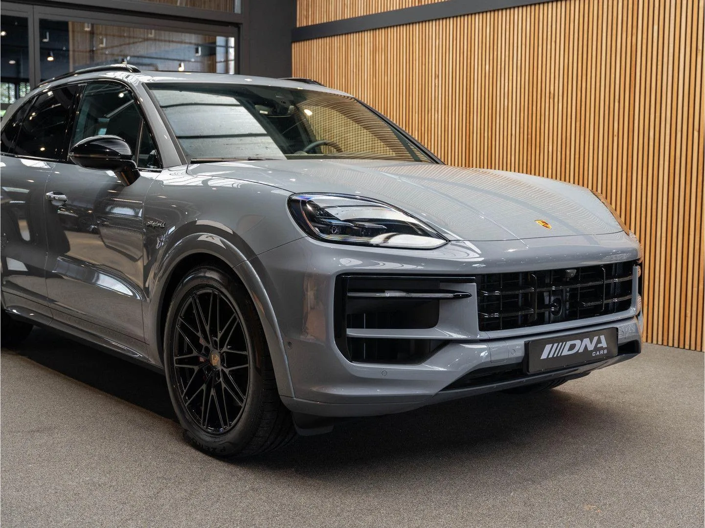 2024 Porsche Cayenne E-Hybrid, 10/30